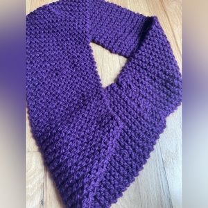 Like NEW Knitted Scarf